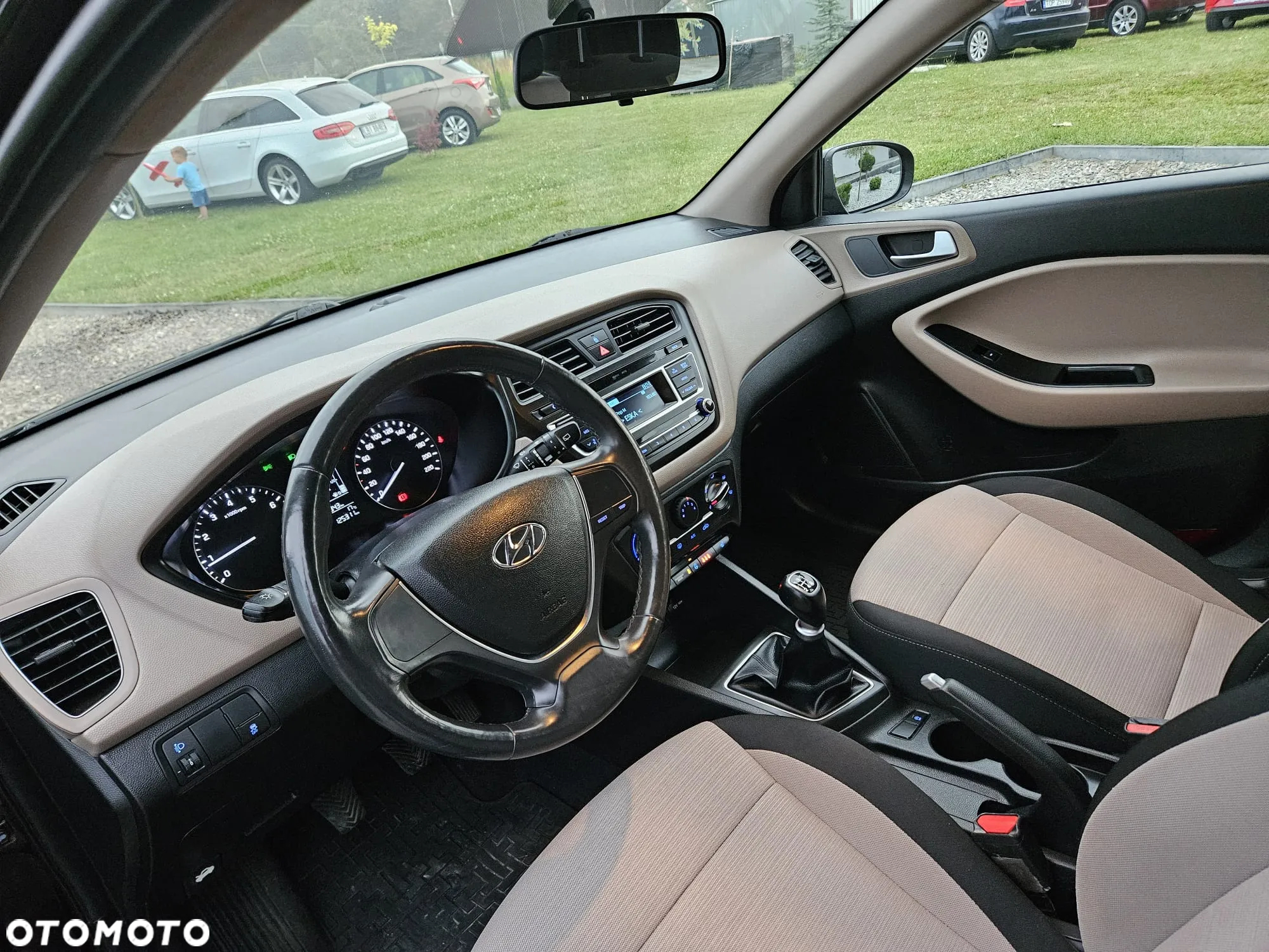 Hyundai i20 - 13