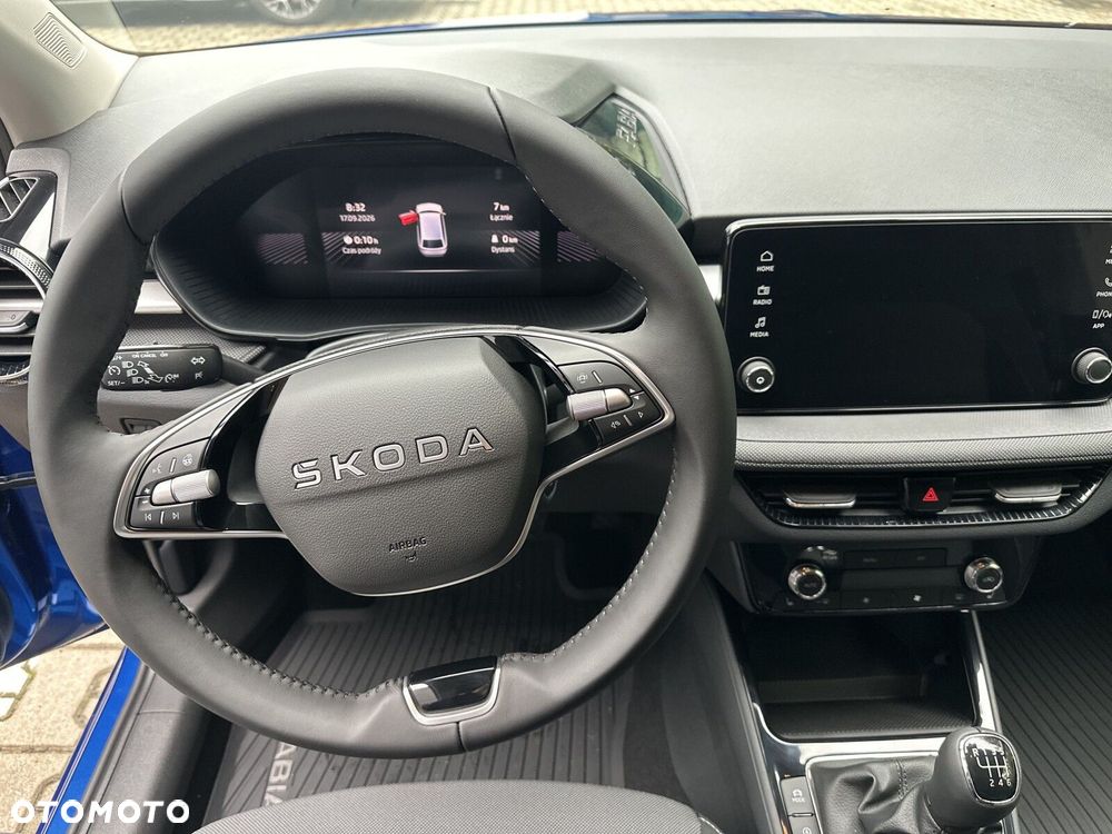 Skoda Fabia - 11