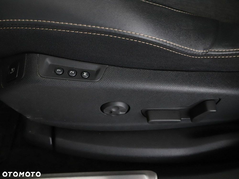 Peugeot 3008 1.2 PureTech GT S&S - 36