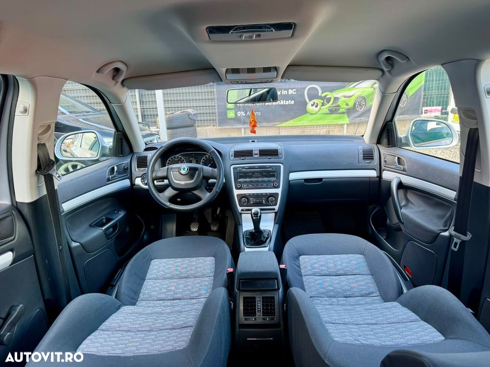 Skoda Octavia 2.0 TDI Ambiente - 10