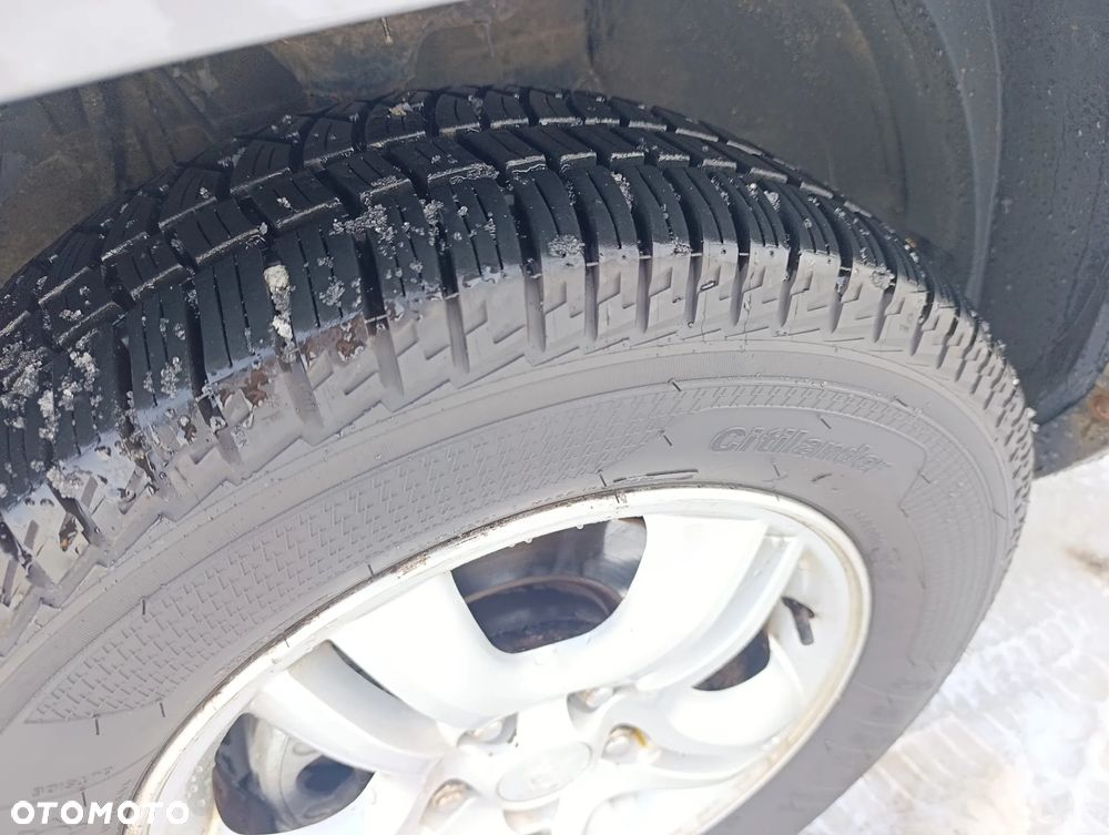 Kia Sportage 2.0 CRDI 4WD Cup - 12