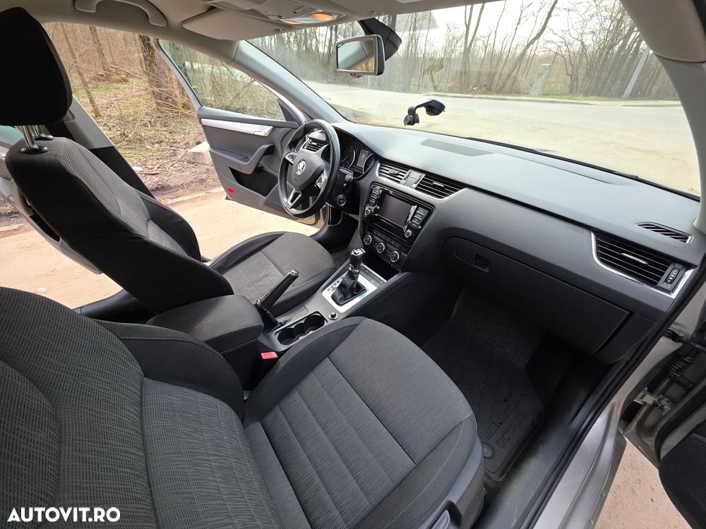 Skoda Octavia 1.8 TSI 4X4 ELEGANCE DSG - 9