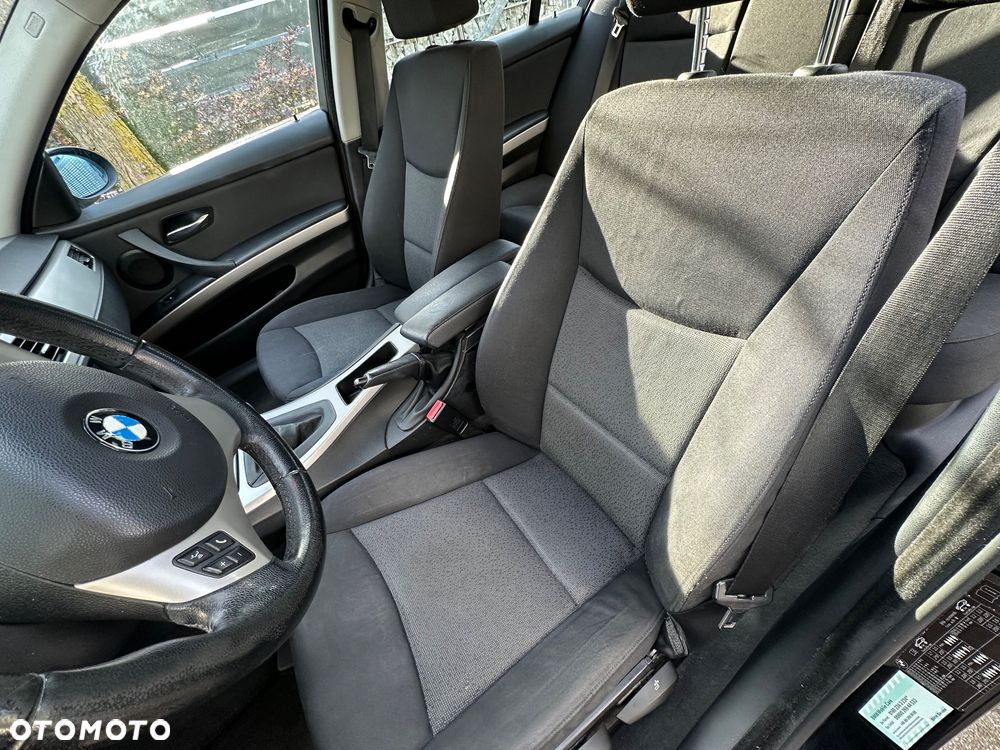 BMW Seria 3 320d - 21