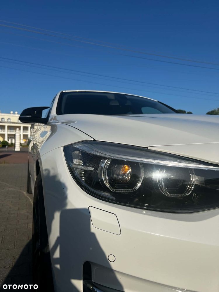 BMW Seria 3 318d Luxury Line - 17