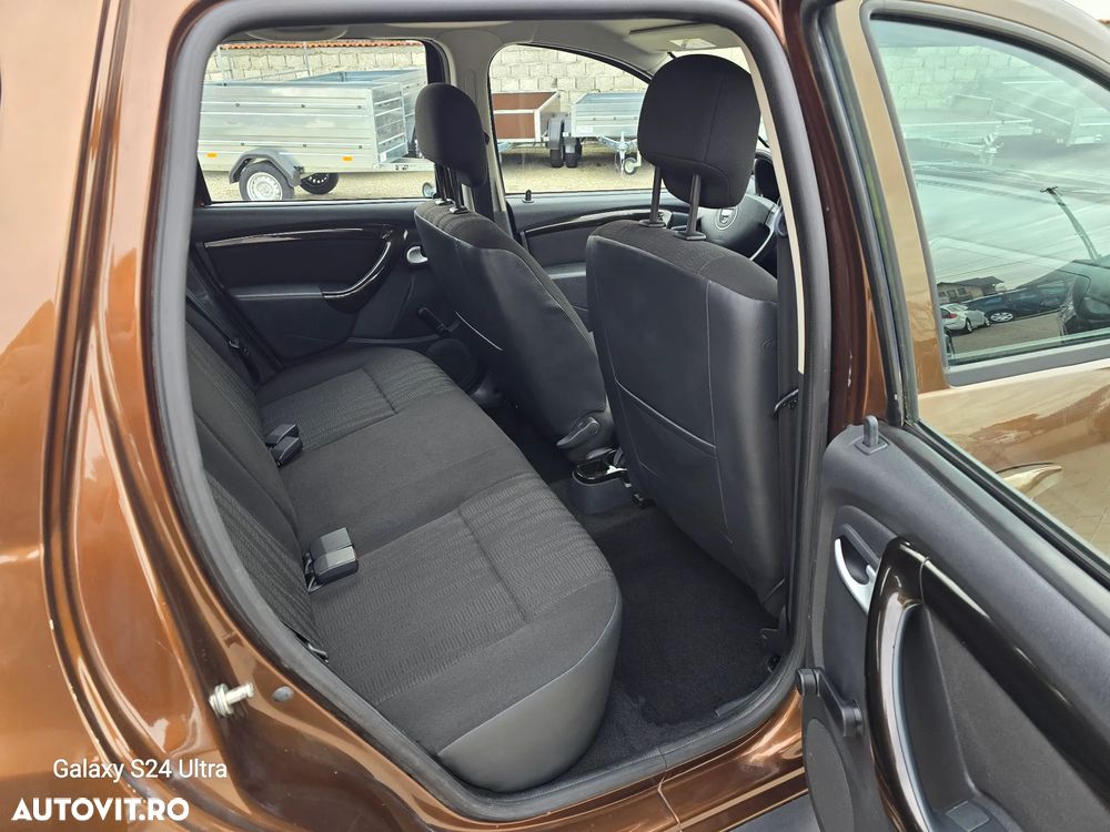 Dacia Duster 1.6 16V 4x2 Essentiel - 9