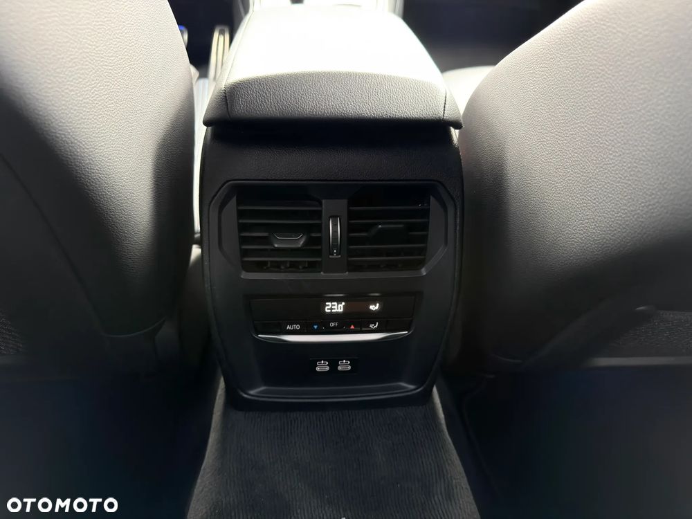 BMW Seria 3 - 14