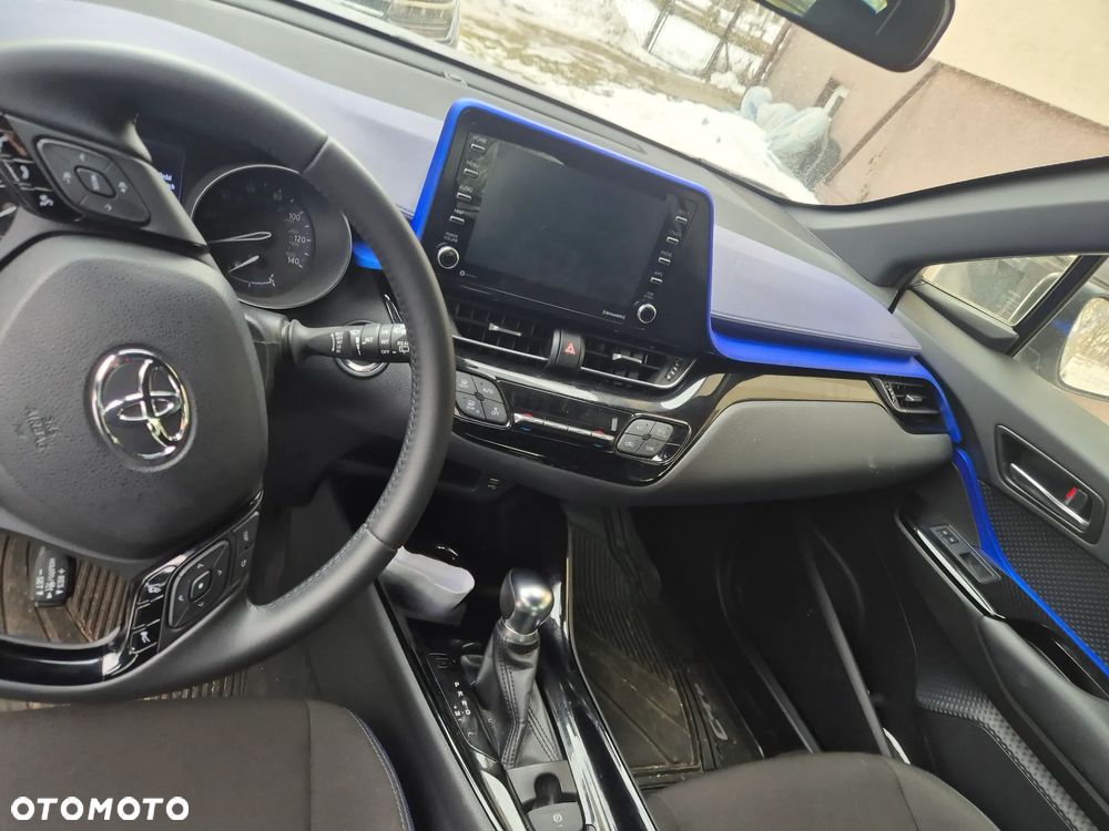 Toyota C-HR - 7