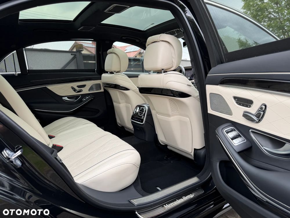 Mercedes-Benz Klasa S 560 4-Matic L 9G-TRONIC - 24