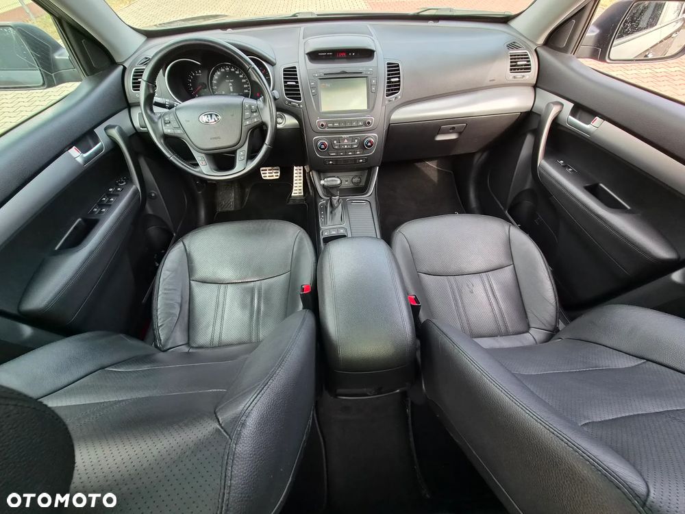 Kia Sorento - 26