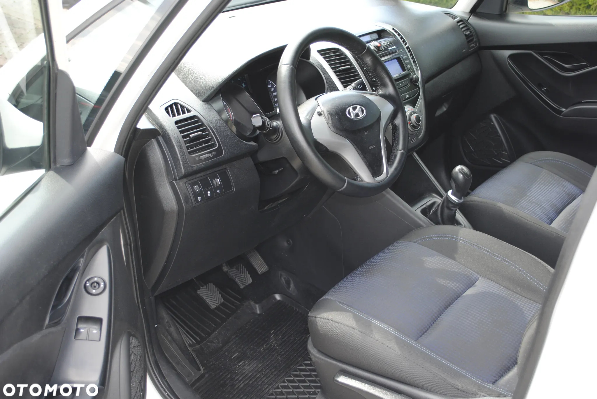 Hyundai ix20 1.4 blue Comfort - 12