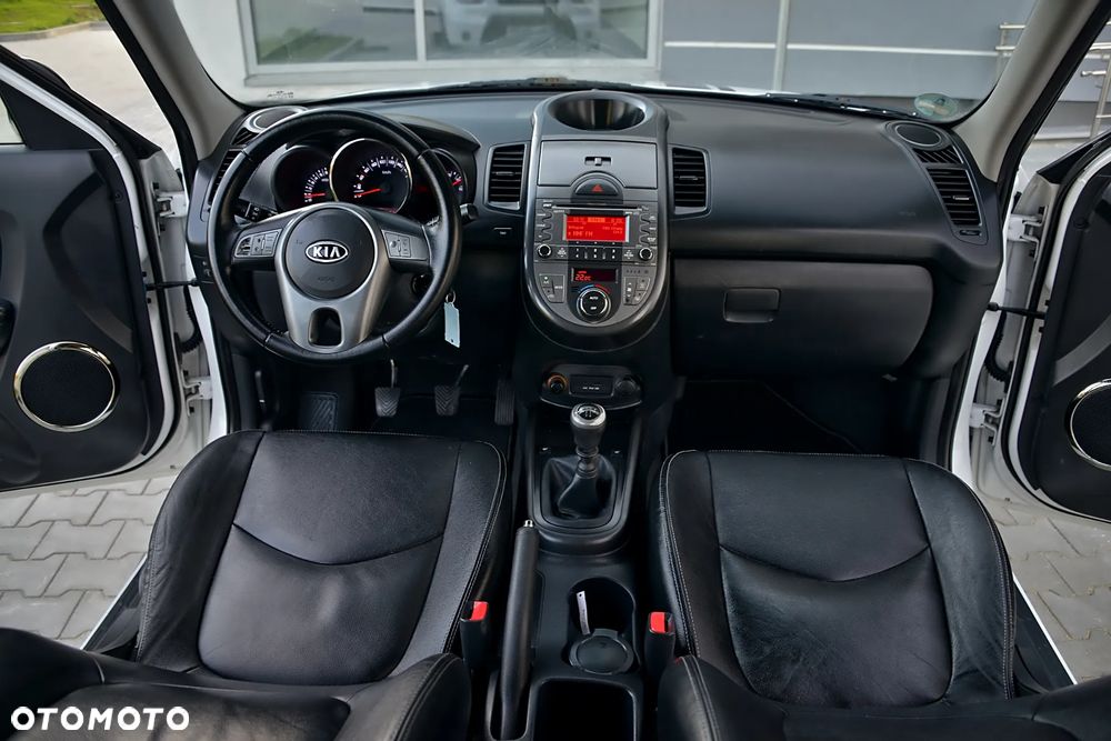 Kia Soul 1.6 CVVT Black Collection - 33