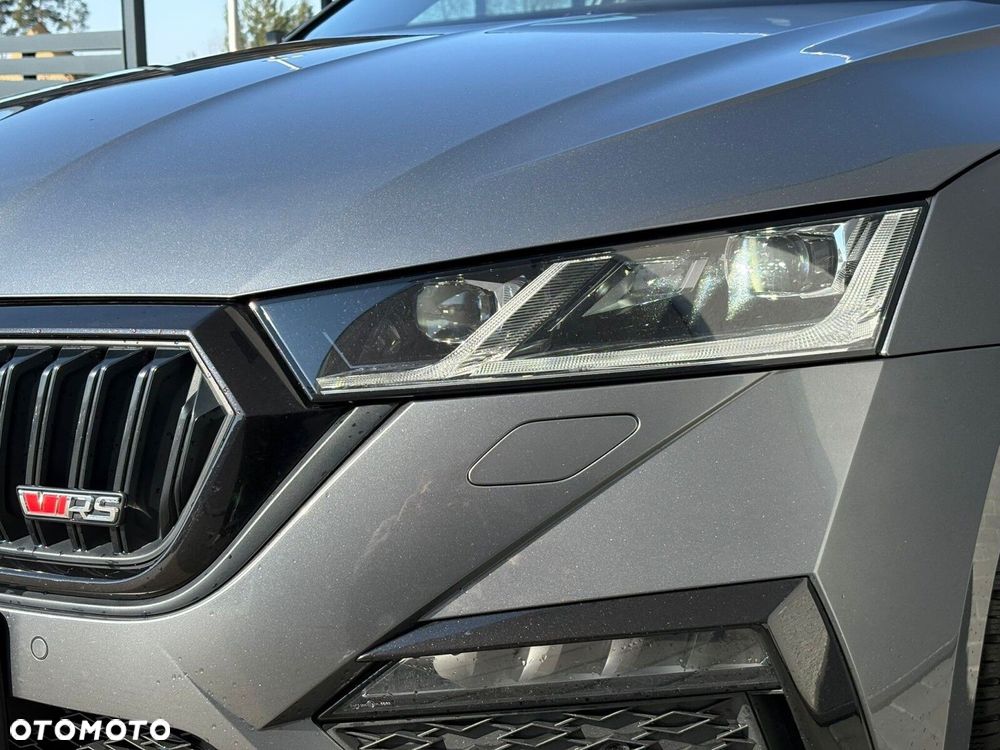 Skoda Octavia 2.0 TSI RS DSG - 19