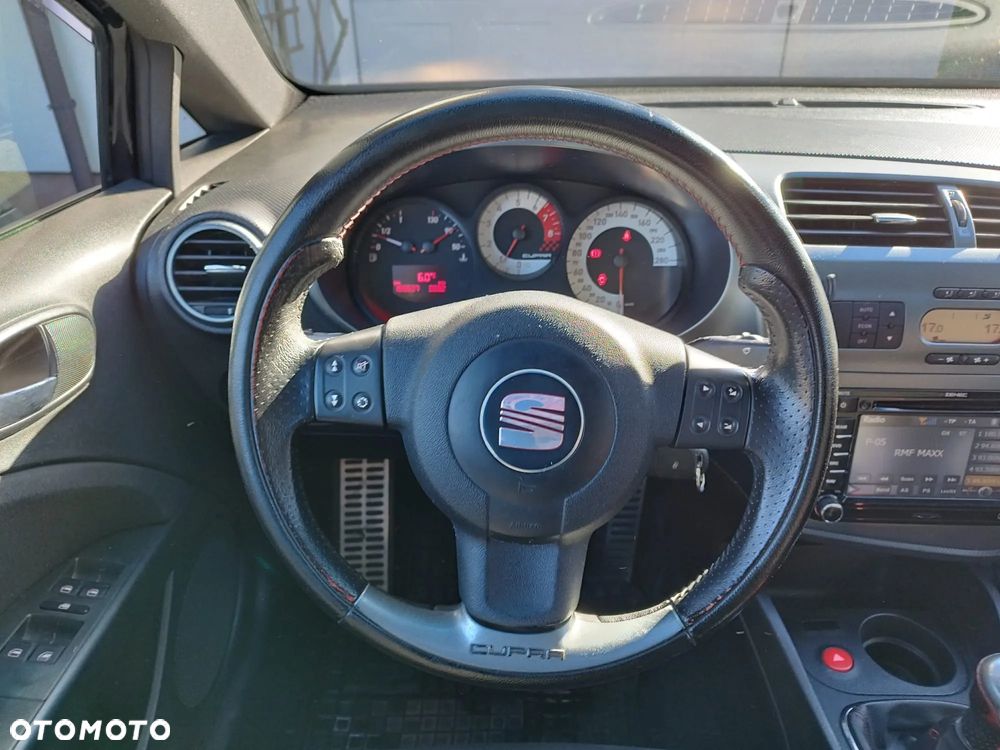 Seat Leon ver-2-0-tsi-cupra - 12