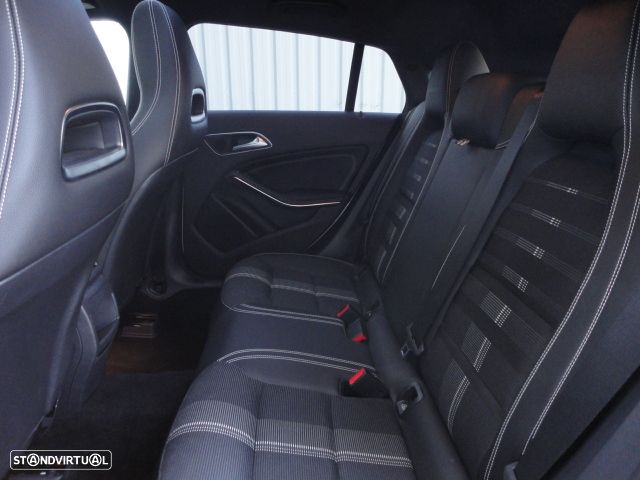 Mercedes-Benz CLA 180 d Shooting Brake Urban - 9