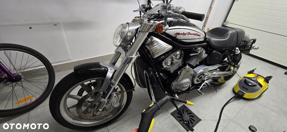 Harley-Davidson V-Rod Street Rod - 23