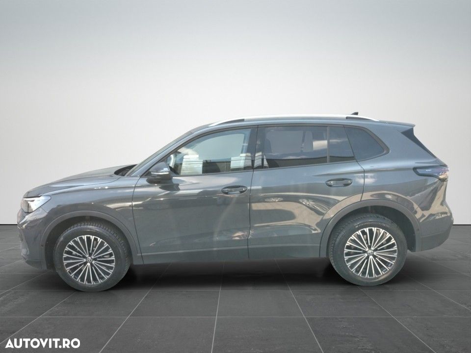Volkswagen Tiguan - 3
