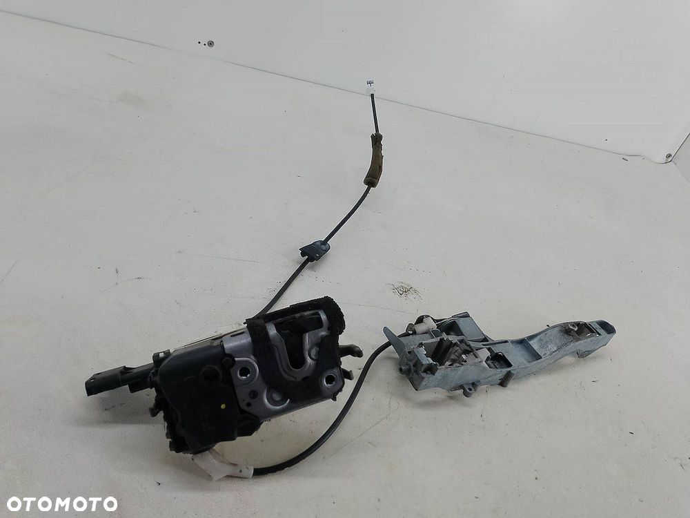 ZAMEK DRZWI PRAWY PRZÓD PEUGEOT 308 I PSA567147 - 1