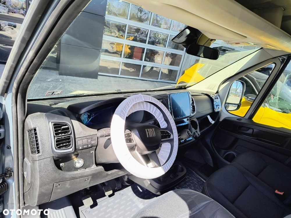 Fiat Fiat Ducato skrzynia z plandeką + winda - 9