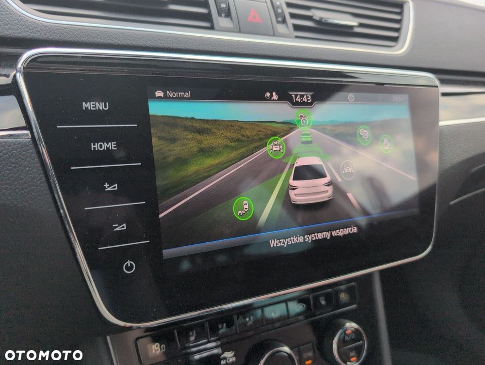 Skoda Superb 2.0 TDI SCR L&K DSG - 31