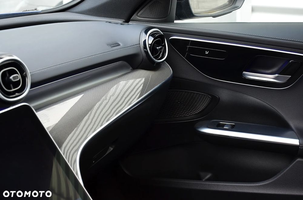 Mercedes-Benz Klasa C 220 d 9G-TRONIC AMG Line - 38