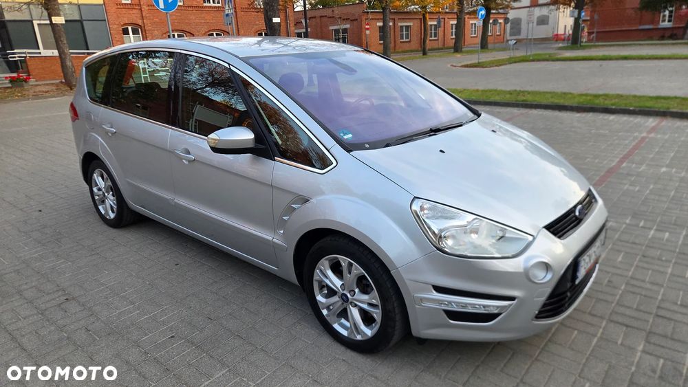 Ford S-Max - 12