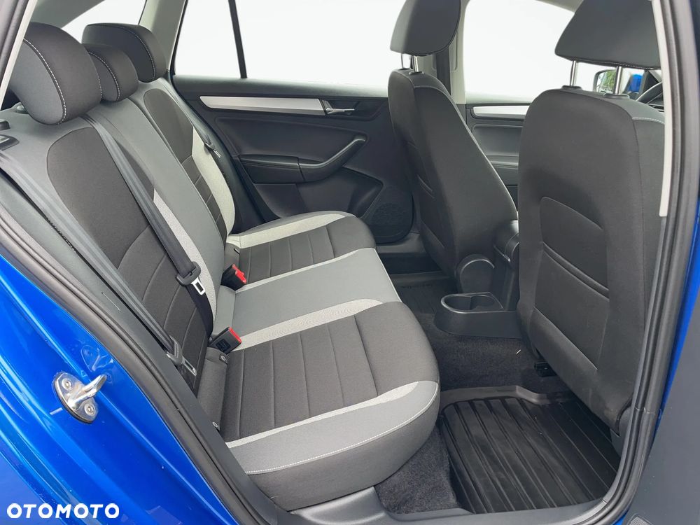 Skoda RAPID 1.0 TSI Ambition - 14