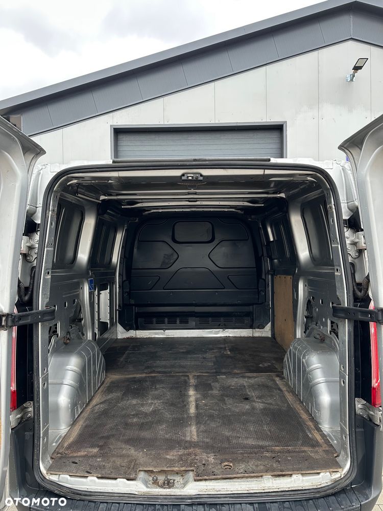 Ford Transit Custom - 14