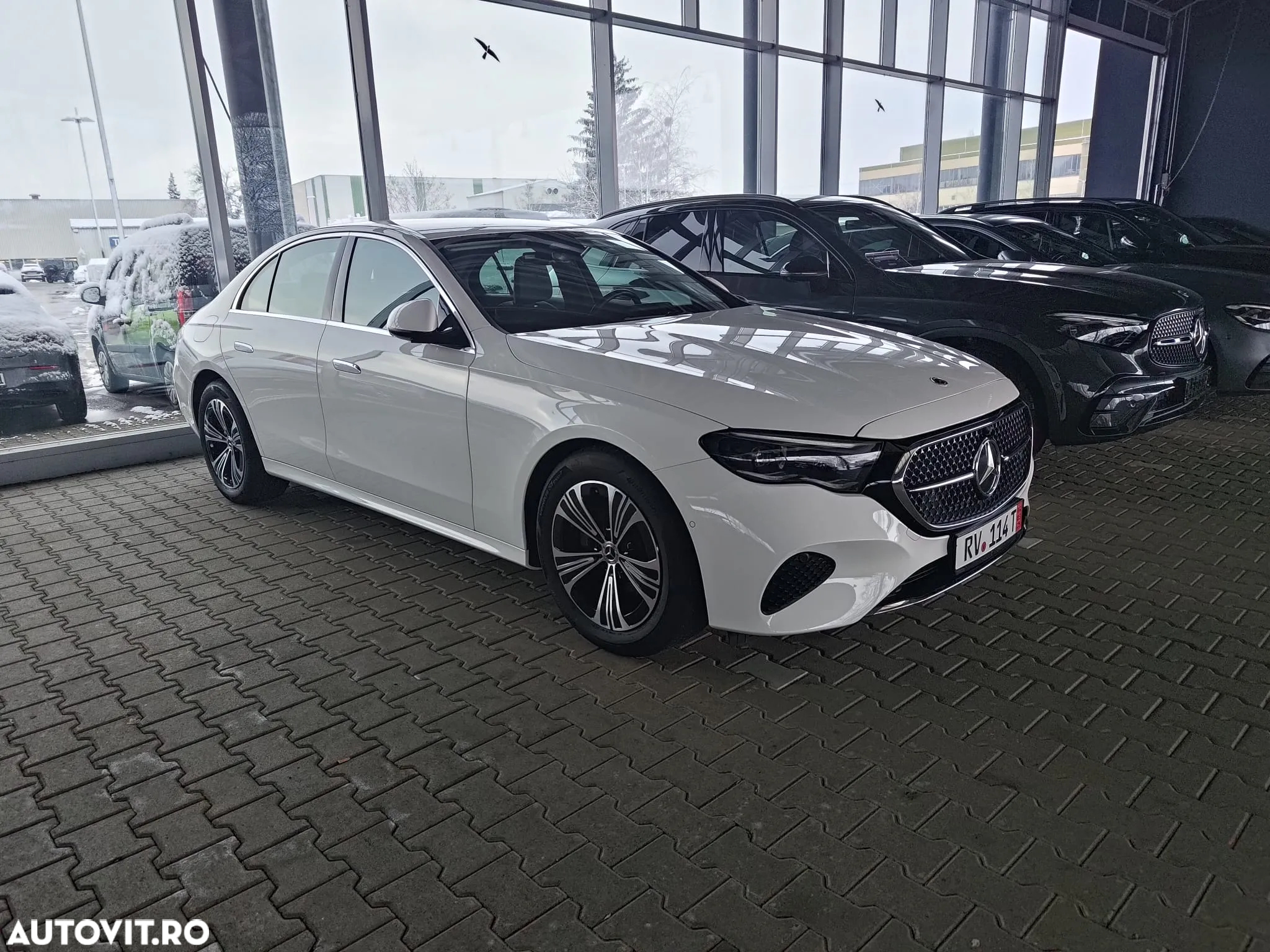 Mercedes-Benz E 200 T 9G-TRONIC Edition AVANTGARDE - 3