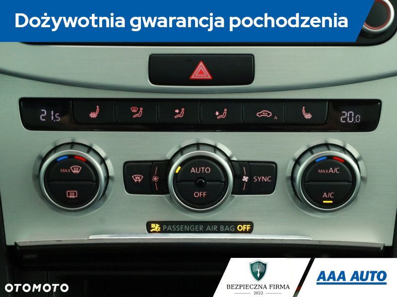 Volkswagen Passat Variant - 12