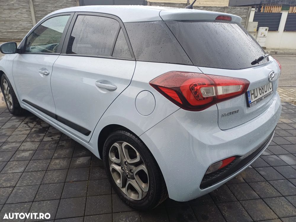 Hyundai i20 1.0 T-GDI 7DCT LED Line TwoTone - 10