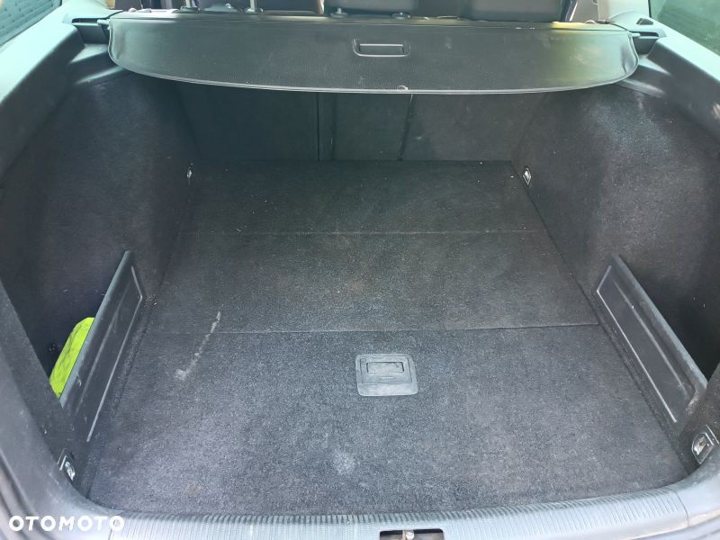 Volkswagen Passat 2.0 TDI DPF Trendline - 4