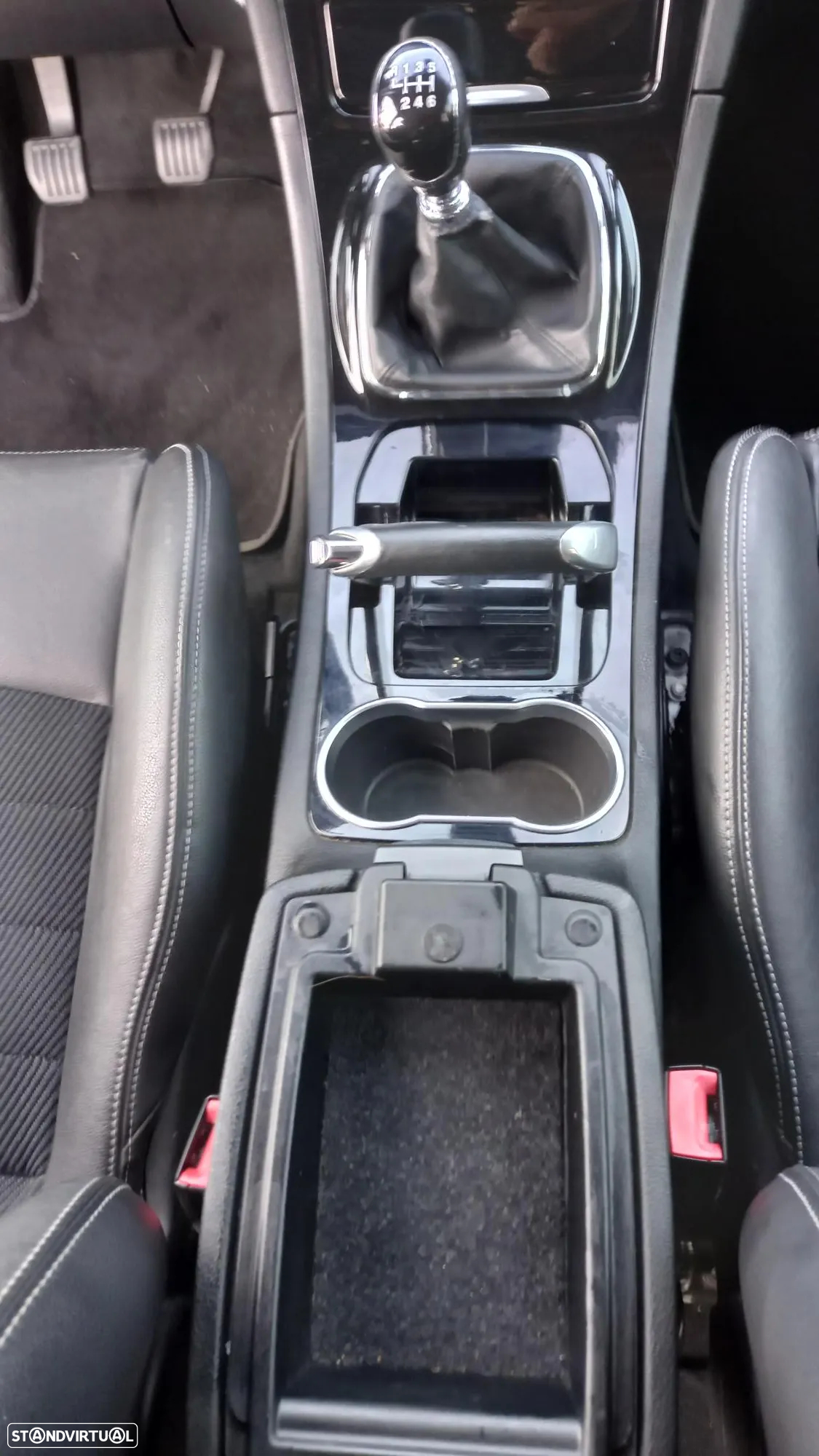 Ford Galaxy 2.0 TDCi Titanium - 11