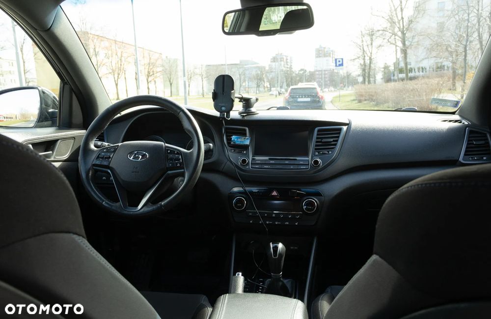 Hyundai Tucson 1.7 CRDI BlueDrive GO Plus 2WD DCT - 11