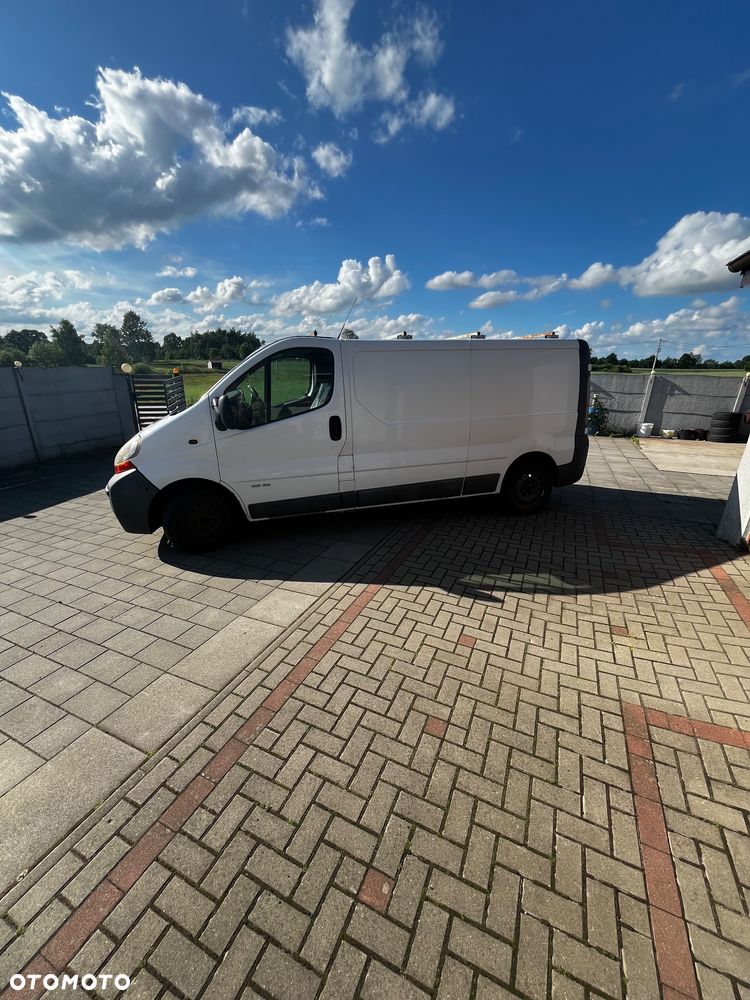 Renault Traffic - 1