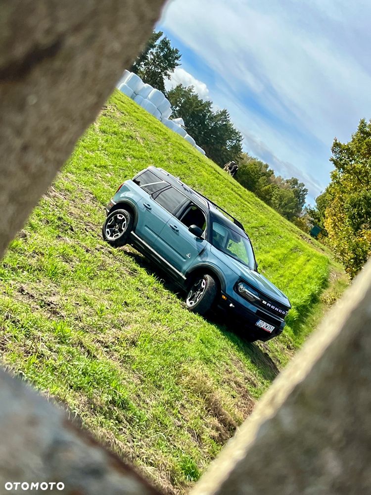 Ford Bronco - 37