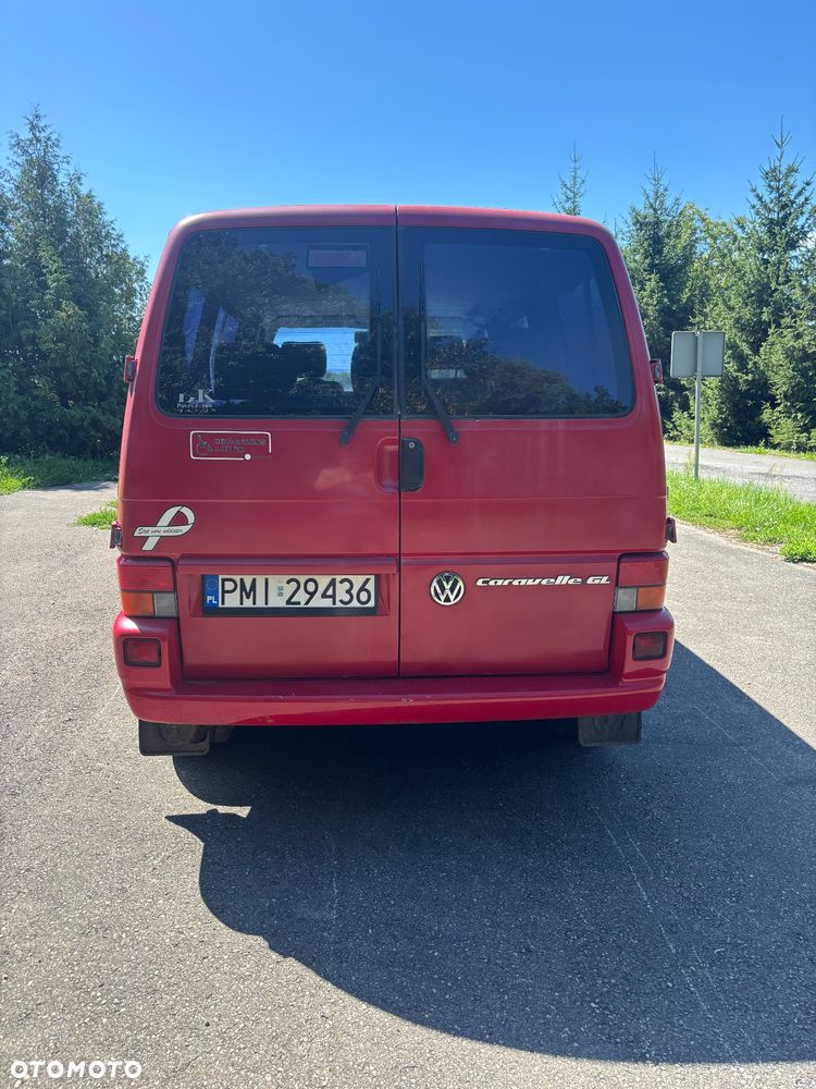 Volkswagen Caravelle - 6