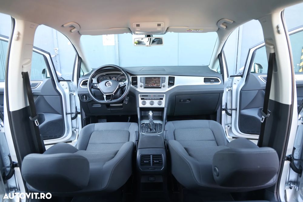 Volkswagen Golf 1.6 TDI DPF BMT DSG Trendline - 11