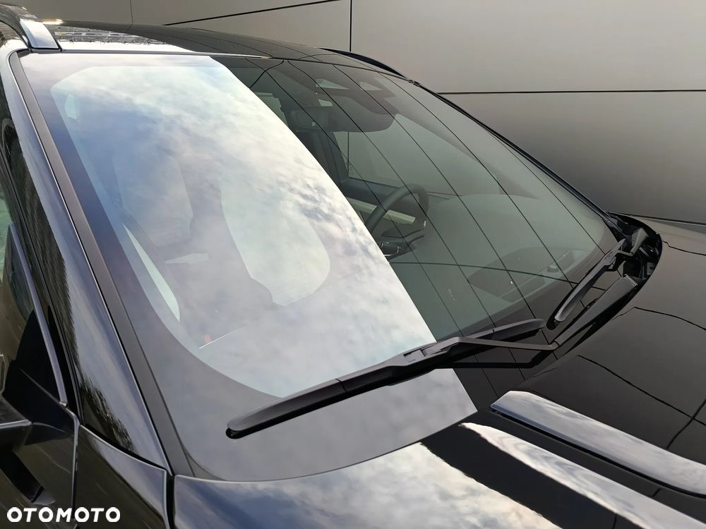 Land Rover Discovery Sport - 16