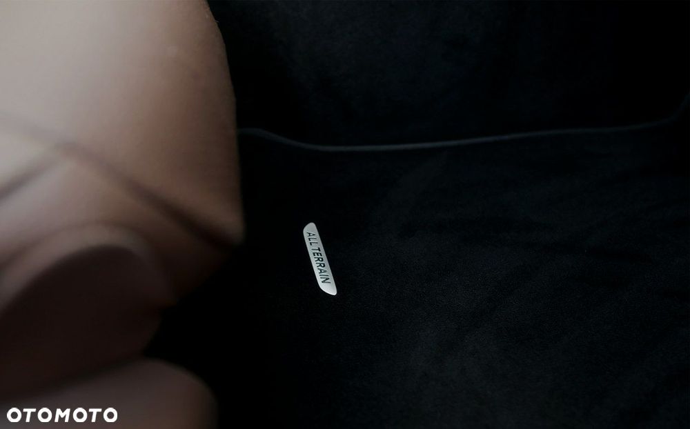 Mercedes-Benz Klasa E 450 4-Matic All-Terrain Exclusive - 30