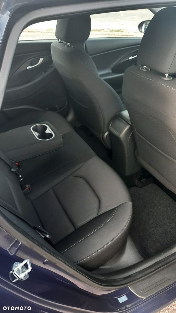 Hyundai i30 1.4 Trend - 17