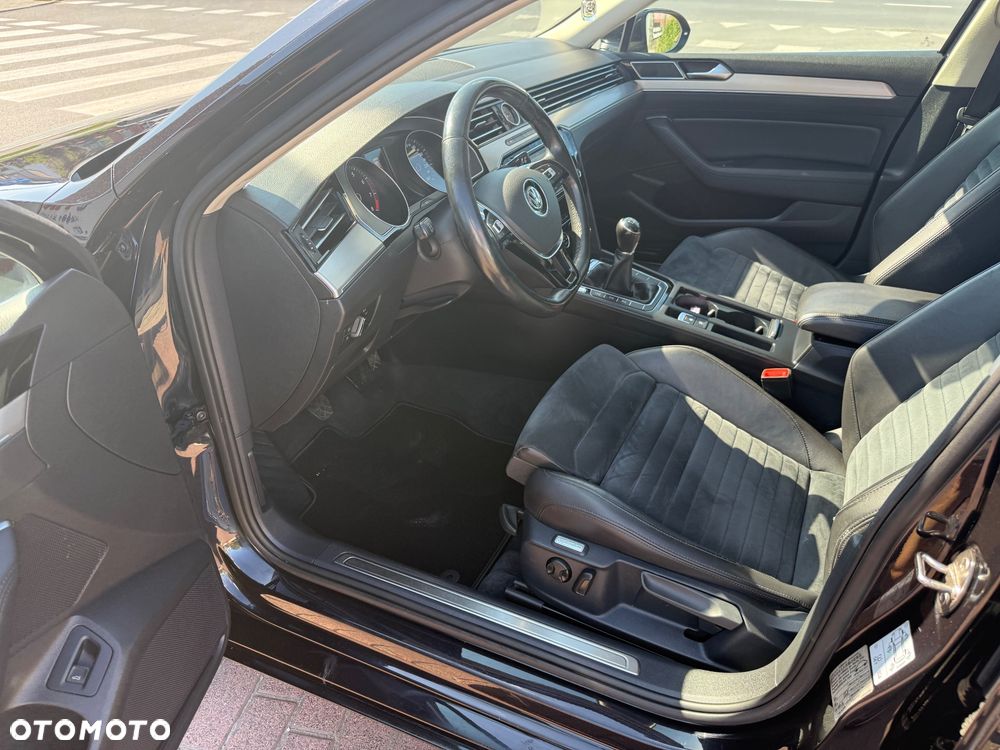 Volkswagen Passat 1.8 TSI BMT Highline - 14