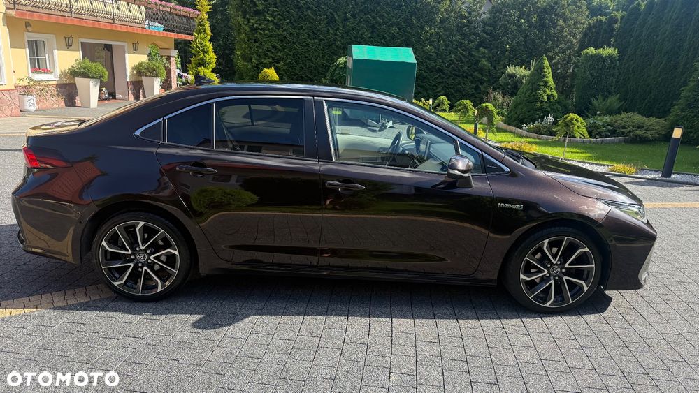 Toyota Corolla 1.8 Hybrid Executive - 2