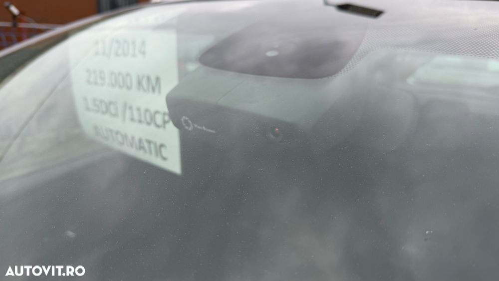 Renault Megane dCi 110 FAP EDC Paris Business - 24