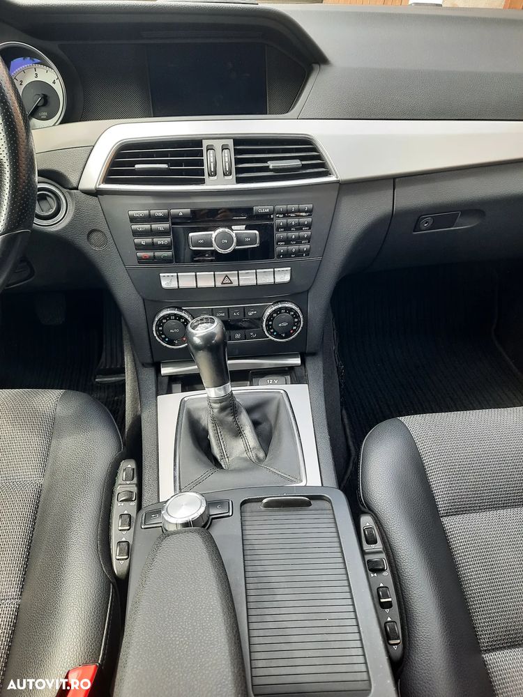 Mercedes-Benz C - 3