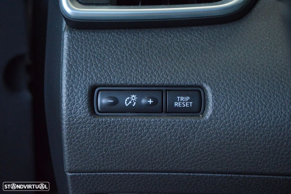 Nissan Qashqai 1.5 dCi N-Connecta - 30