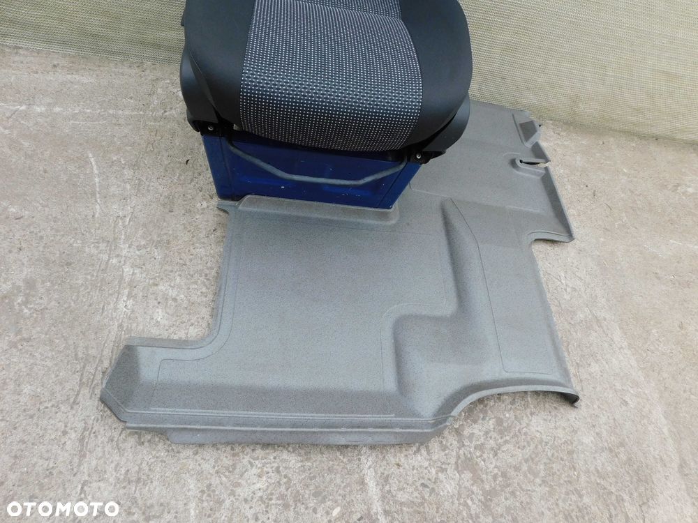 Fotel Pasażera Sprinter 906 / Crafter Podstawa Podłokietnik Wykładzina - 4