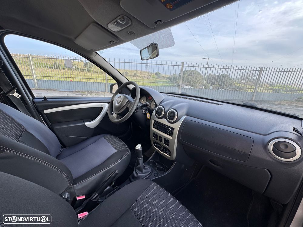 Dacia Logan 1.5 dCi Confort Business - 8