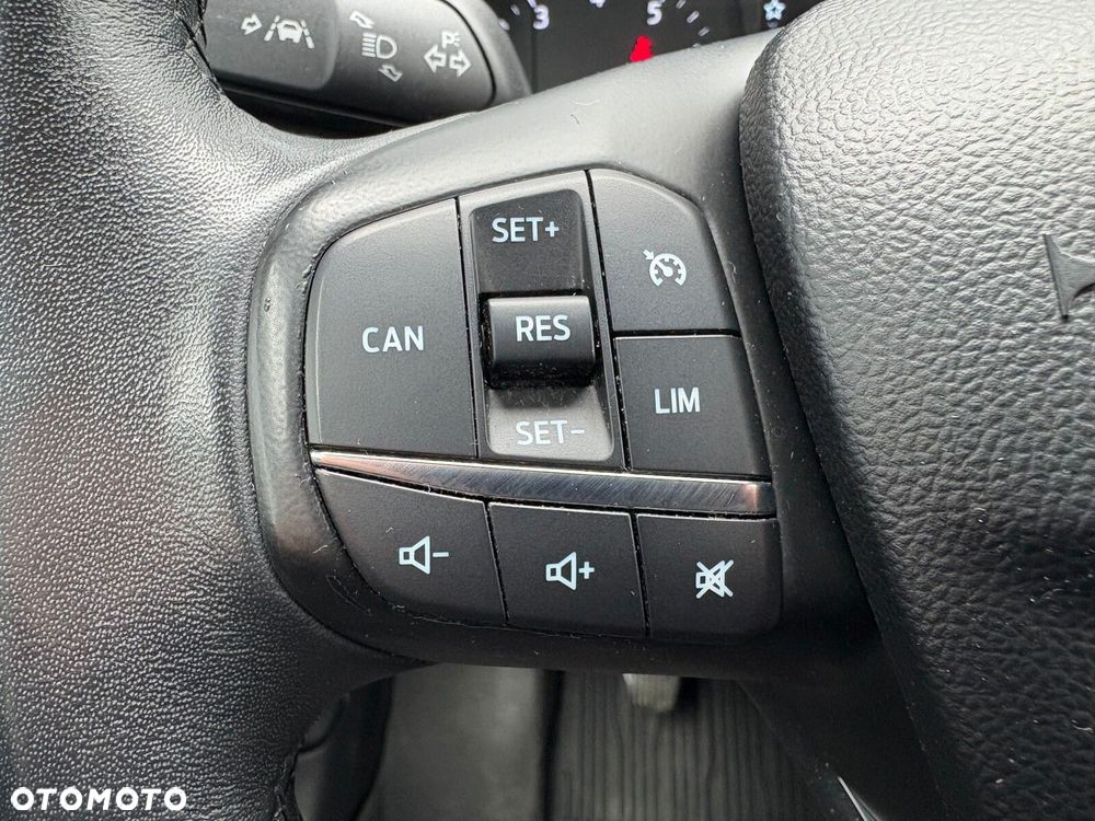 Ford Focus - 22