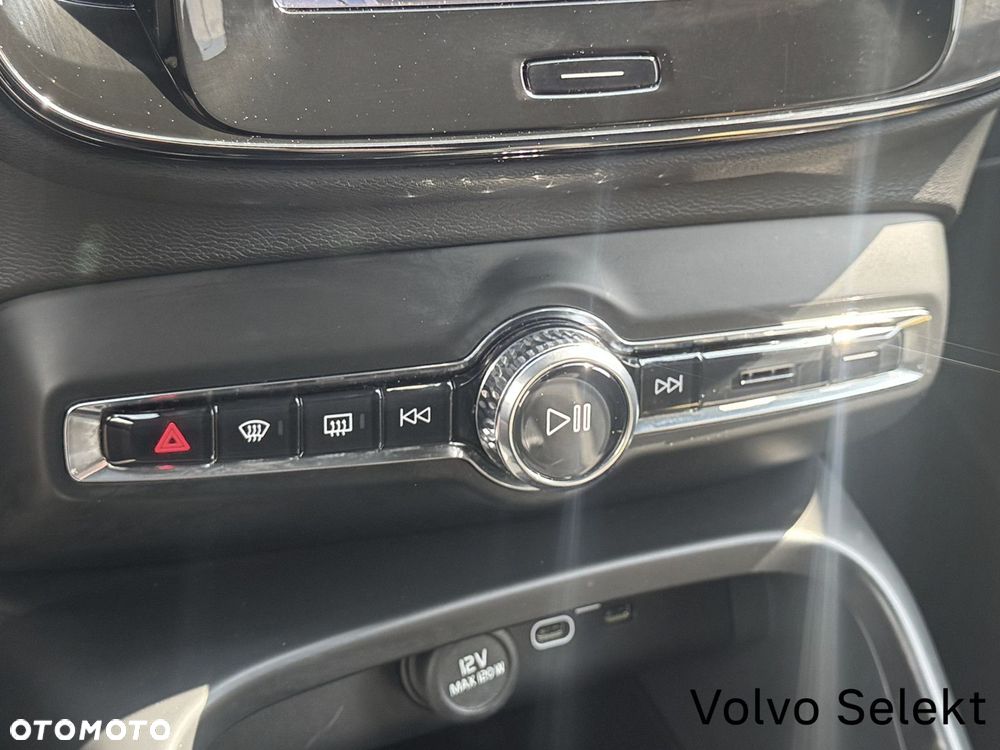 Volvo XC 40 - 19