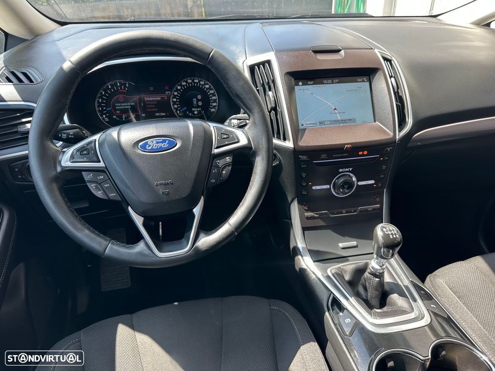 Ford S-Max 2.0 TDCi Titanium - 23